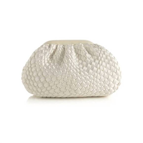 SHIRALEAH Handbags - NEW SHIRALEAH women's medium woven clutch in white